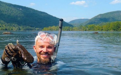 Researchers study eastern hellbender salamanders parental habits